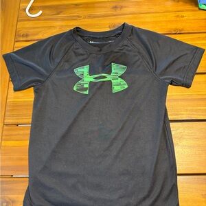 Under Armour Black HeatGear Shirt